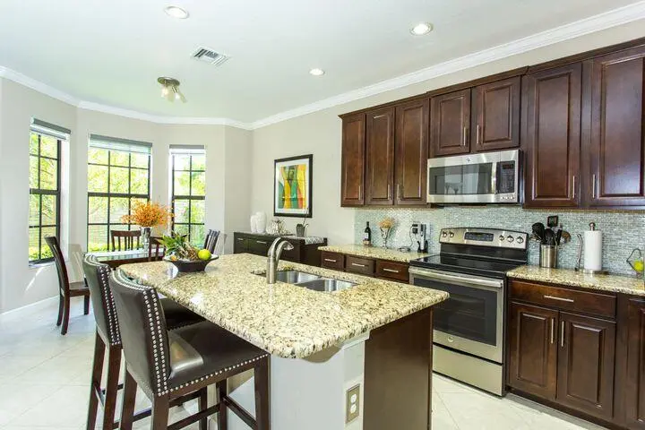 20220831154418400743000000-o at 10426 Wellington Parc Drive, Wellington