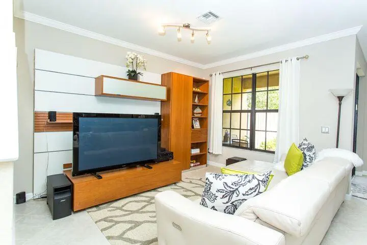20220831154417913441000000-o at 10426 Wellington Parc Drive, Wellington