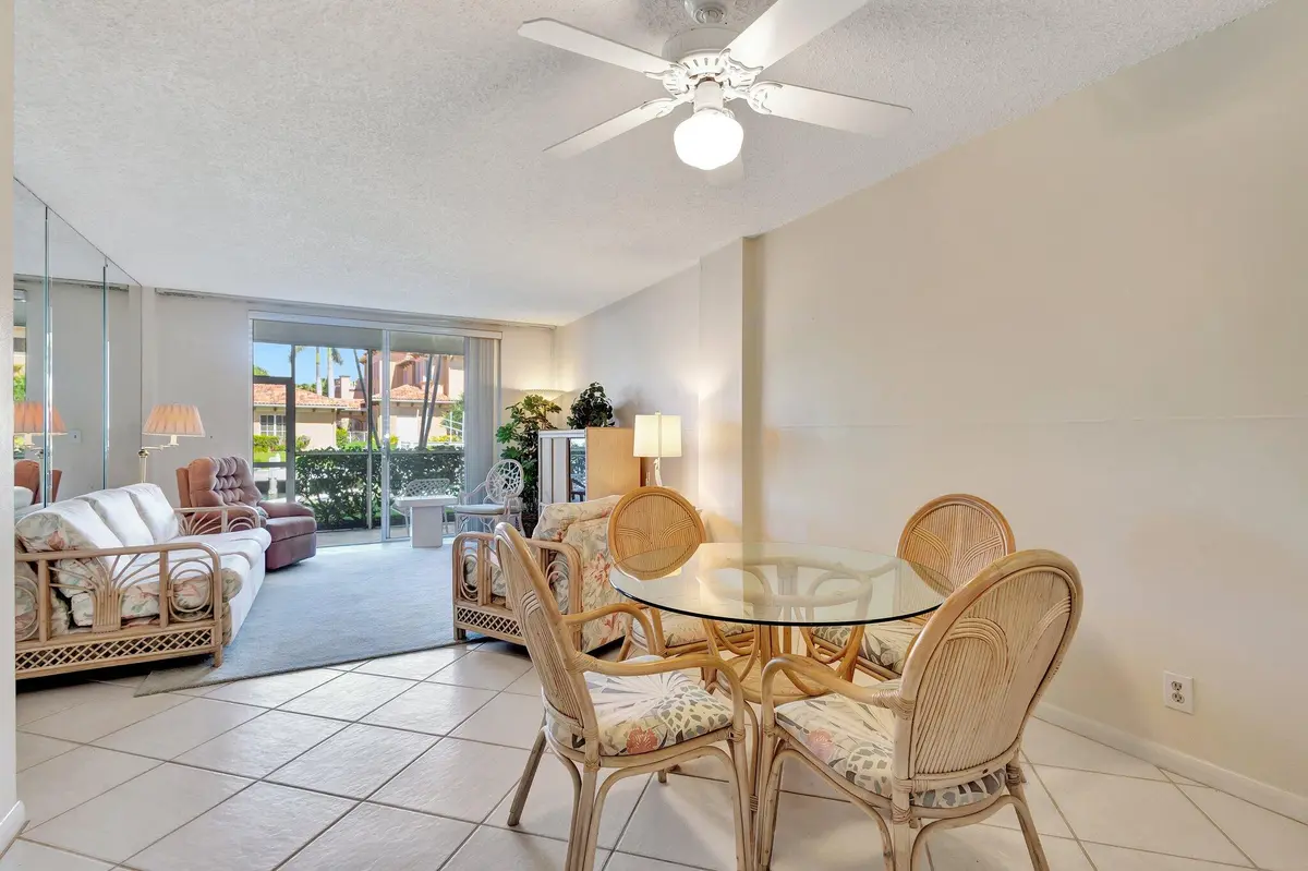dining living at 105 Paradise Harbour Boulevard 109, North Palm Beach
