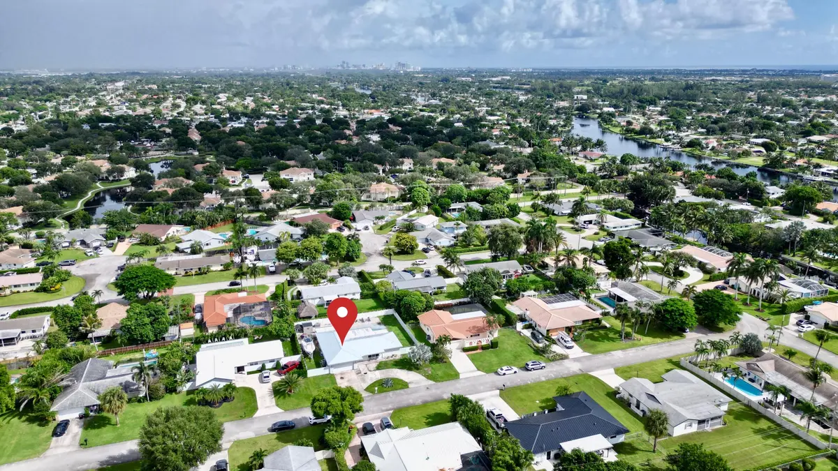 1861 Caribbean Road, Lake Clarke Shores, FL – photo 3