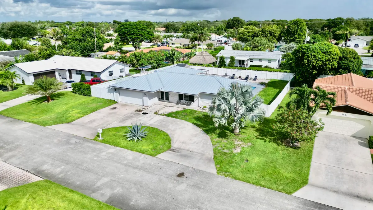 1861 Caribbean Road, Lake Clarke Shores, FL – photo 6