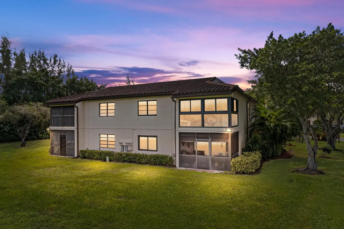 Twilight at 21734 Arriba Real 32b, Boca Raton