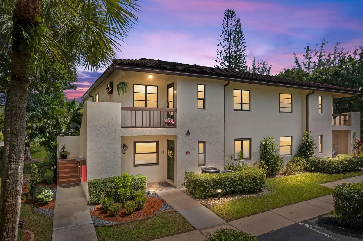 Twilight at 21734 Arriba Real 32b, Boca Raton