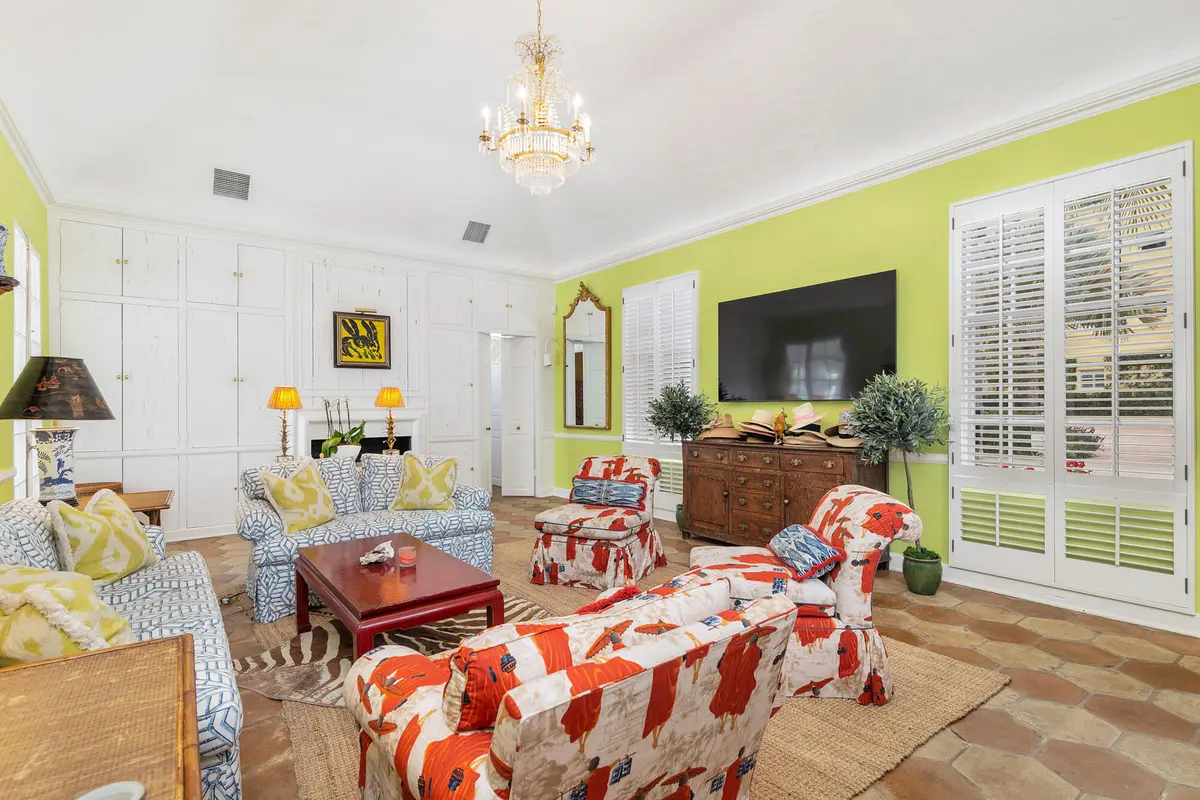 low-2a at 417 Peruvian Avenue 1, Palm Beach
