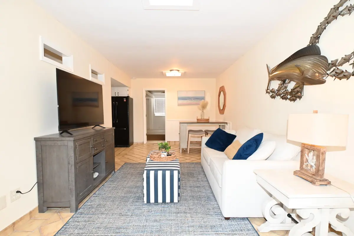 Z72_6853 at 701 W Ocean Avenue, Boynton Beach