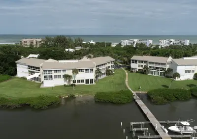 2370 NE Ocean Boulevard C305, Stuart – Condominium for sale