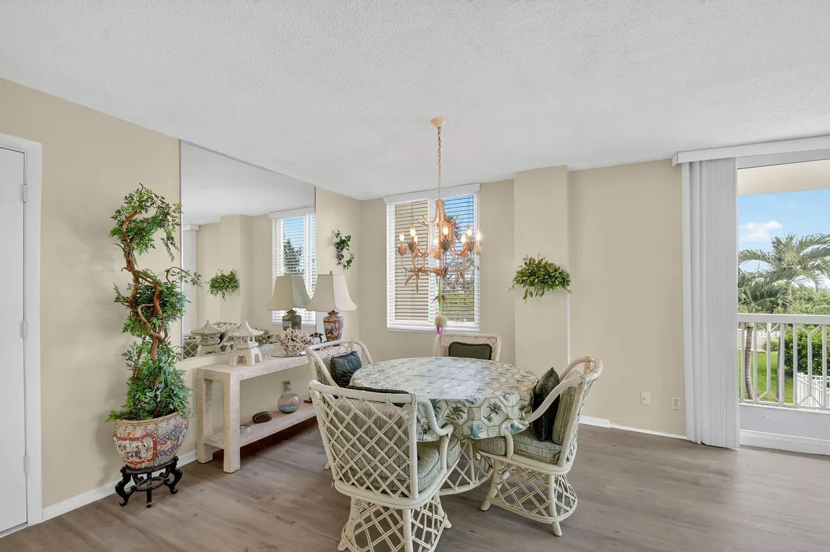 Dining Area at 125 Ocean Avenue 216, Palm Beach Shores