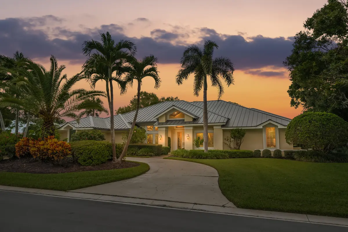 DSC08110 Twilight at 6217 SE Baltusrol Terrace, Stuart