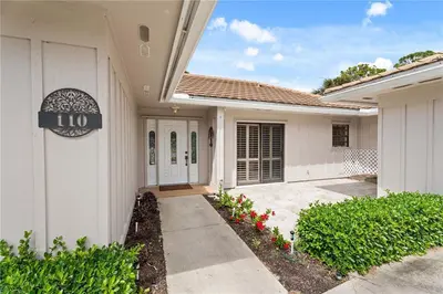 110 Prestwick Circle, Vero Beach – Single Family Residence for sale