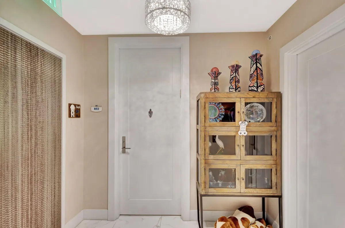 2-web-or-mls-5D1A9772 at 2 Water Club Way 802, North Palm Beach