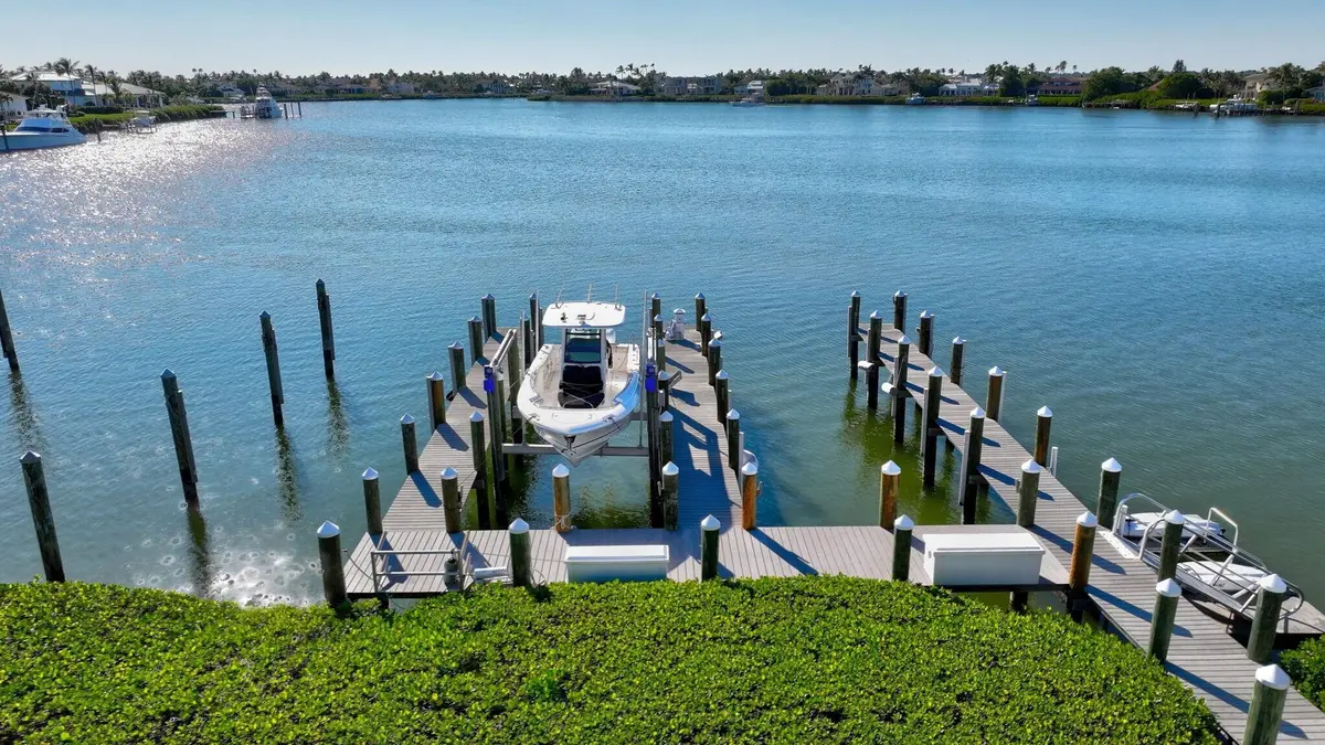 Dock at 6900 SE Harbor Circle, Stuart