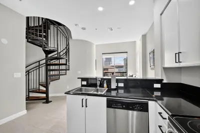801 S Olive Avenue 408, West Palm Beach – sold