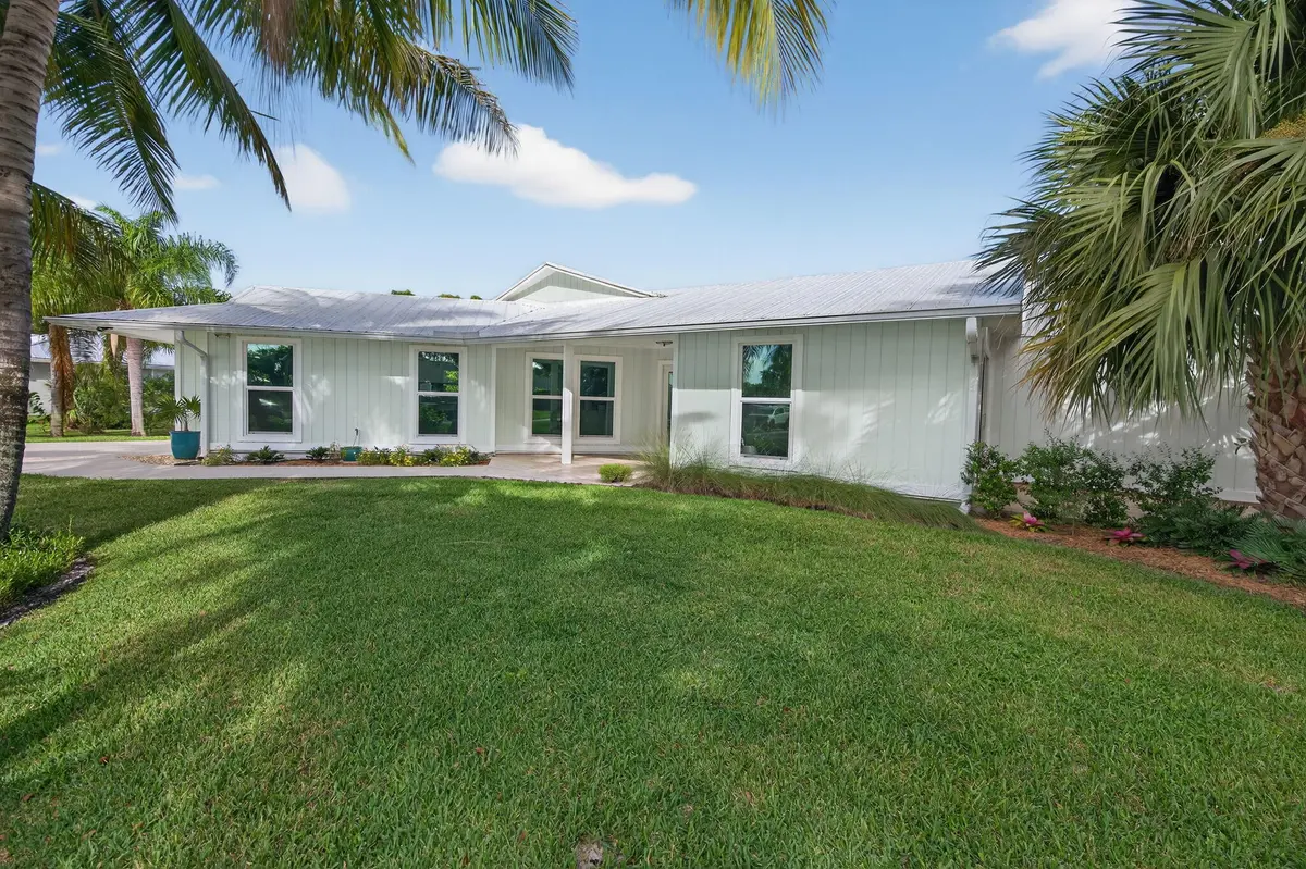 21-web-or-mls-008__MLP0036 at 5273 SE Tall Pines Way, Stuart