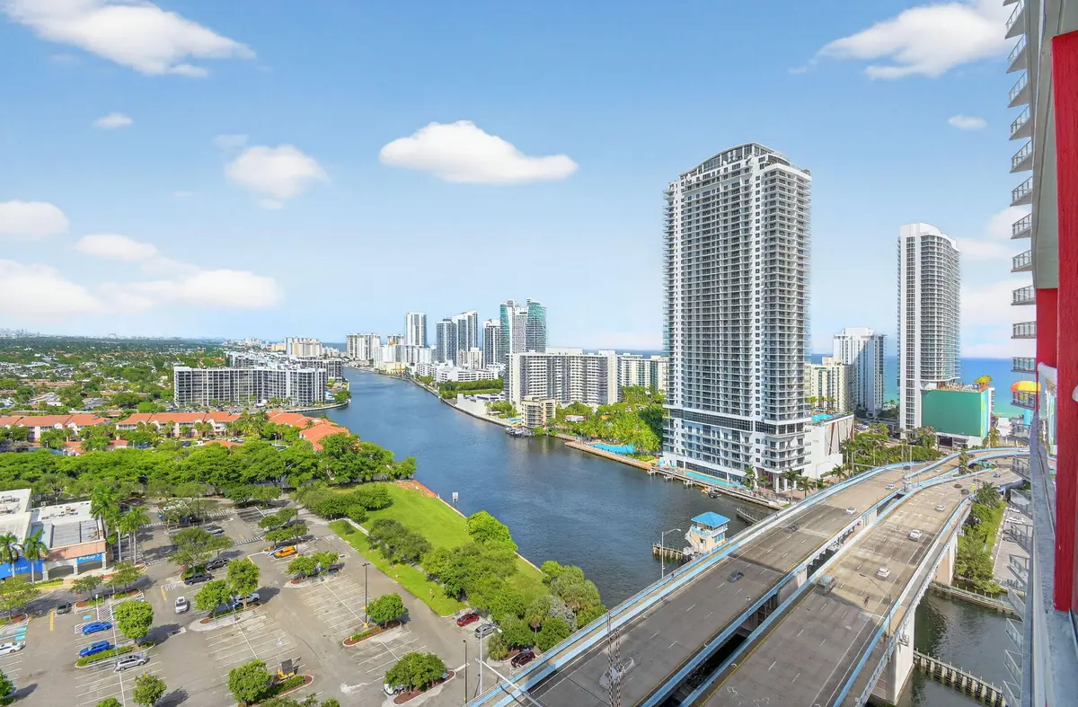 41-web-or-mls-51-print-054_DSC_9484 at 2602 E Hallandale Beach Boulevard R2210, Hallandale Beach