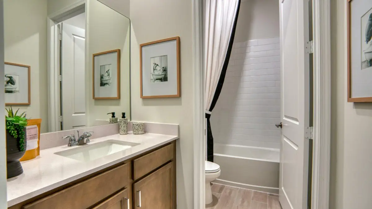 Bathroom 3 at 1401 SE Crosswood Way, Port St. Lucie