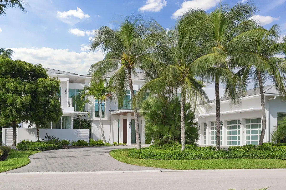 Front at 6900 SE Harbor Circle, Stuart
