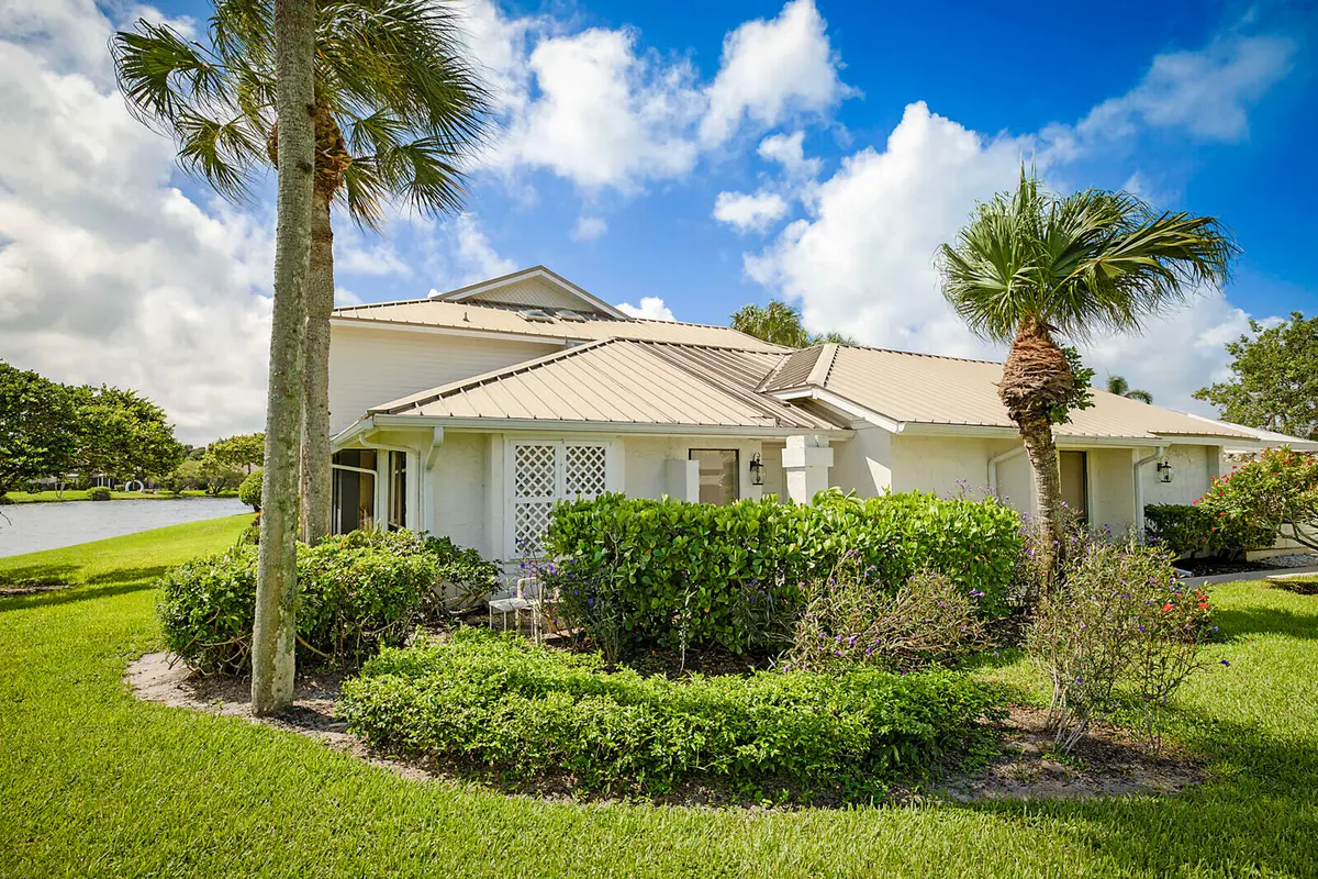 01_5611_SE_Foxcross_Place__mls at 5611 SE Foxcross Place 5611, Stuart
