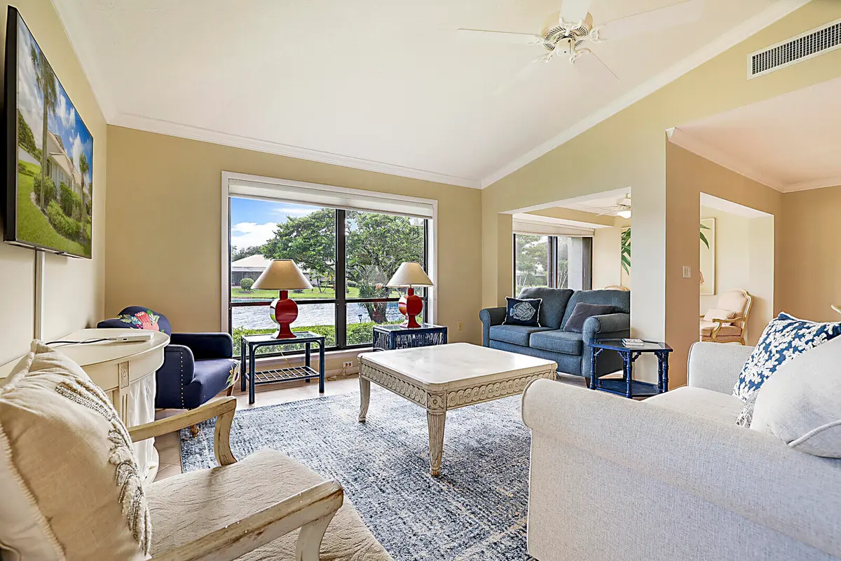 05_5611_SE_Foxcross_Place_5_mls at 5611 SE Foxcross Place 5611, Stuart