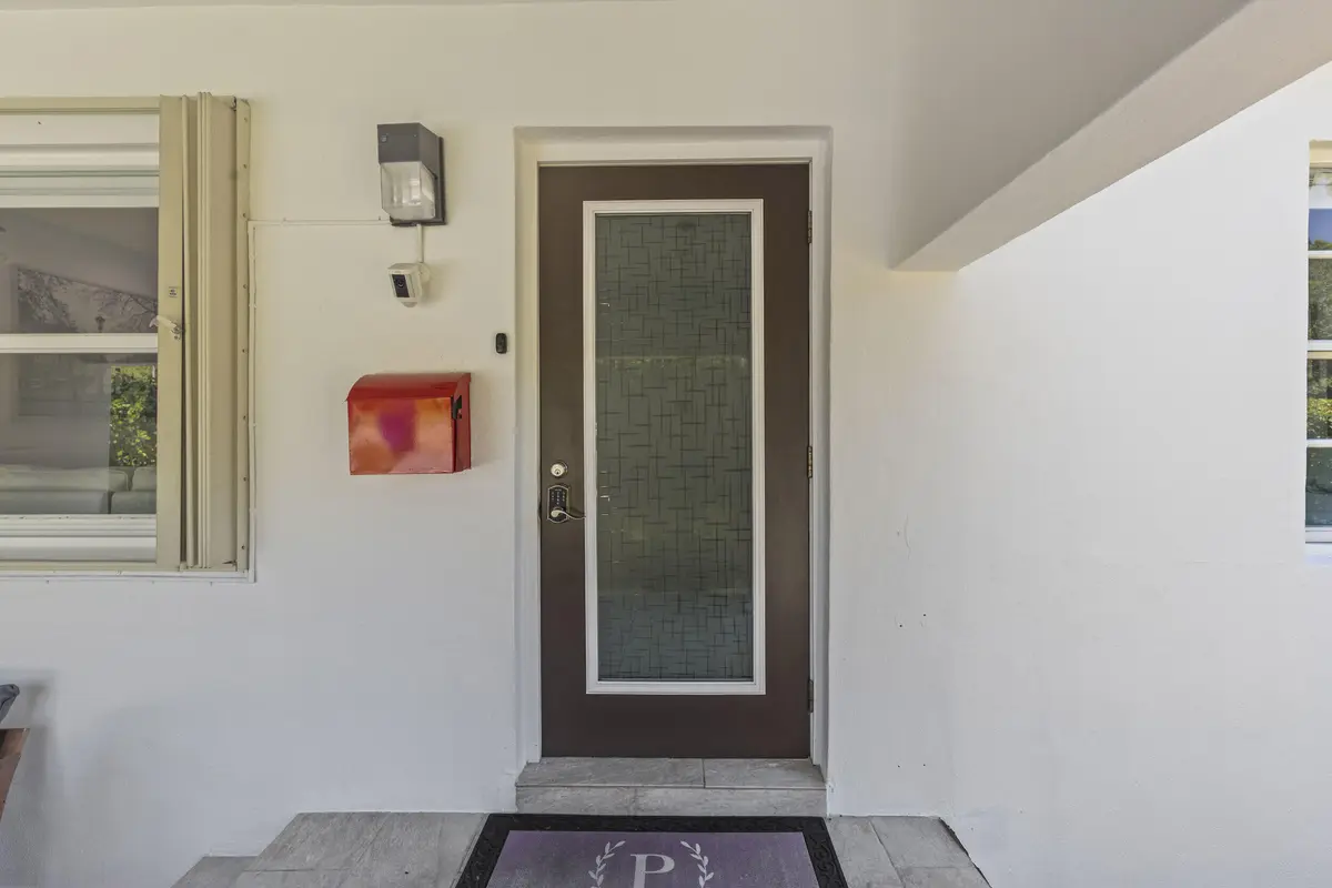 453a0160 at 297 Minola Drive, Miami Springs
