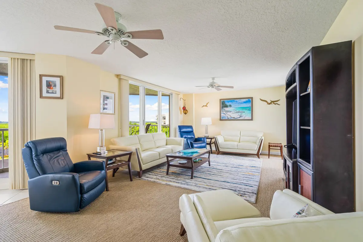 5049 N Highway A1A - 505-208GotoPix_27 at 5049 N Highway A1a 505, Hutchinson Island