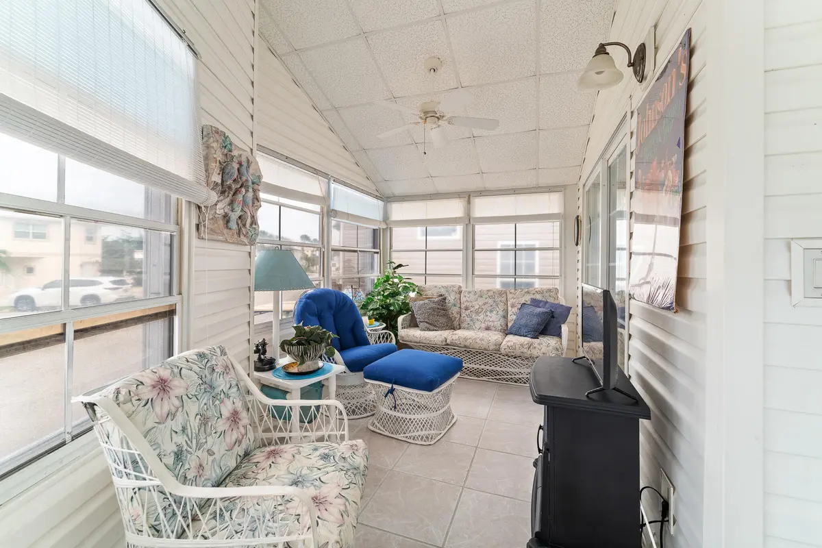 File.7 at 2013 Nettles Boulevard, Jensen Beach