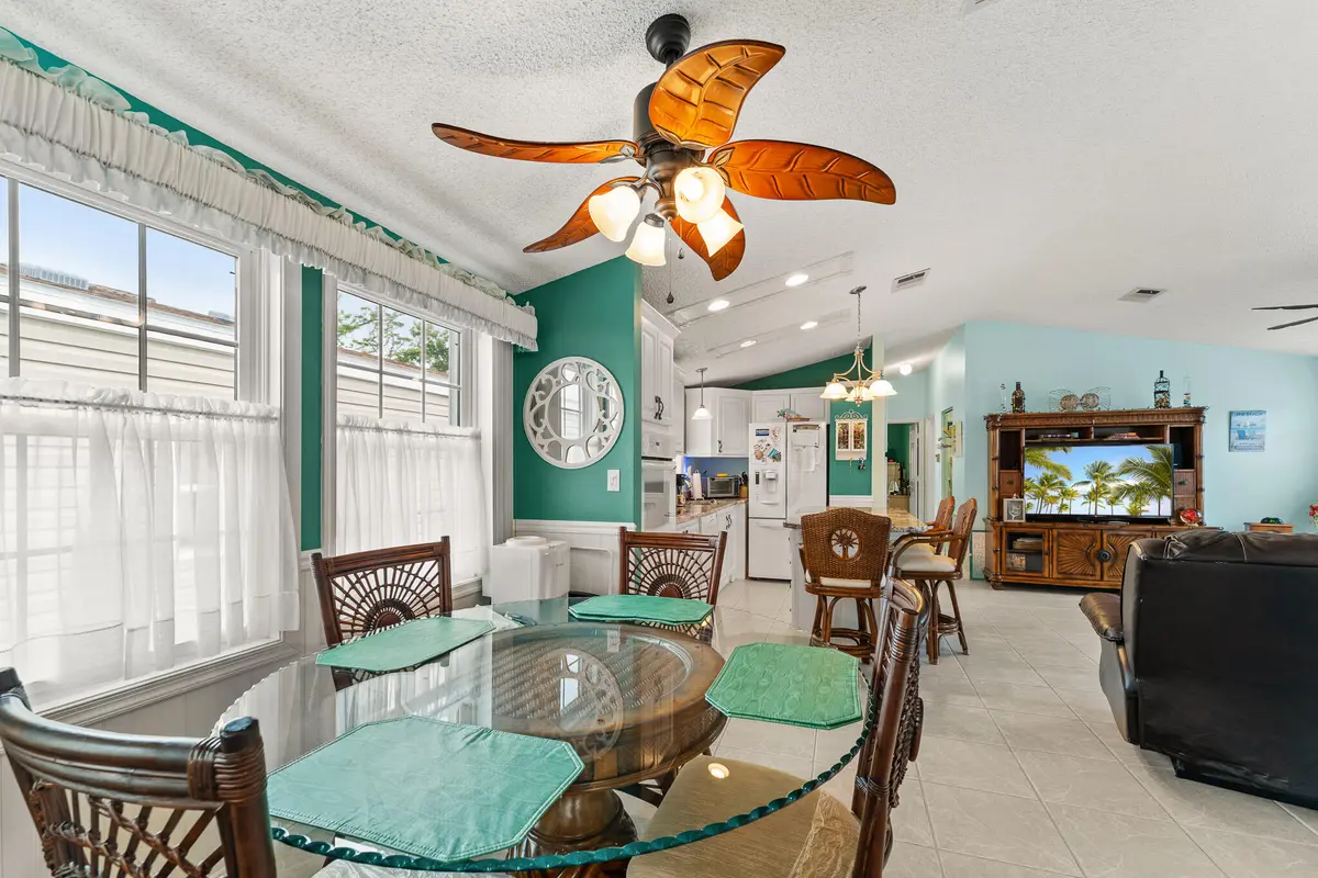 File.10 at 2013 Nettles Boulevard, Jensen Beach
