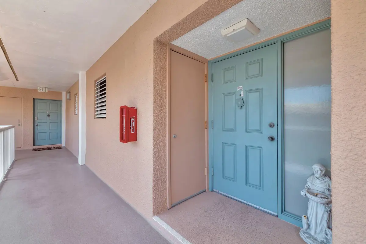 2-web-or-mls-3A5A0441 at 1555 NE Ocean Boulevard 402, Stuart