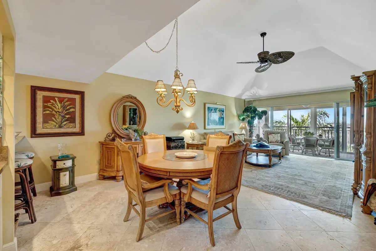 4-web-or-mls-3A5A0450 at 1555 NE Ocean Boulevard 402, Stuart