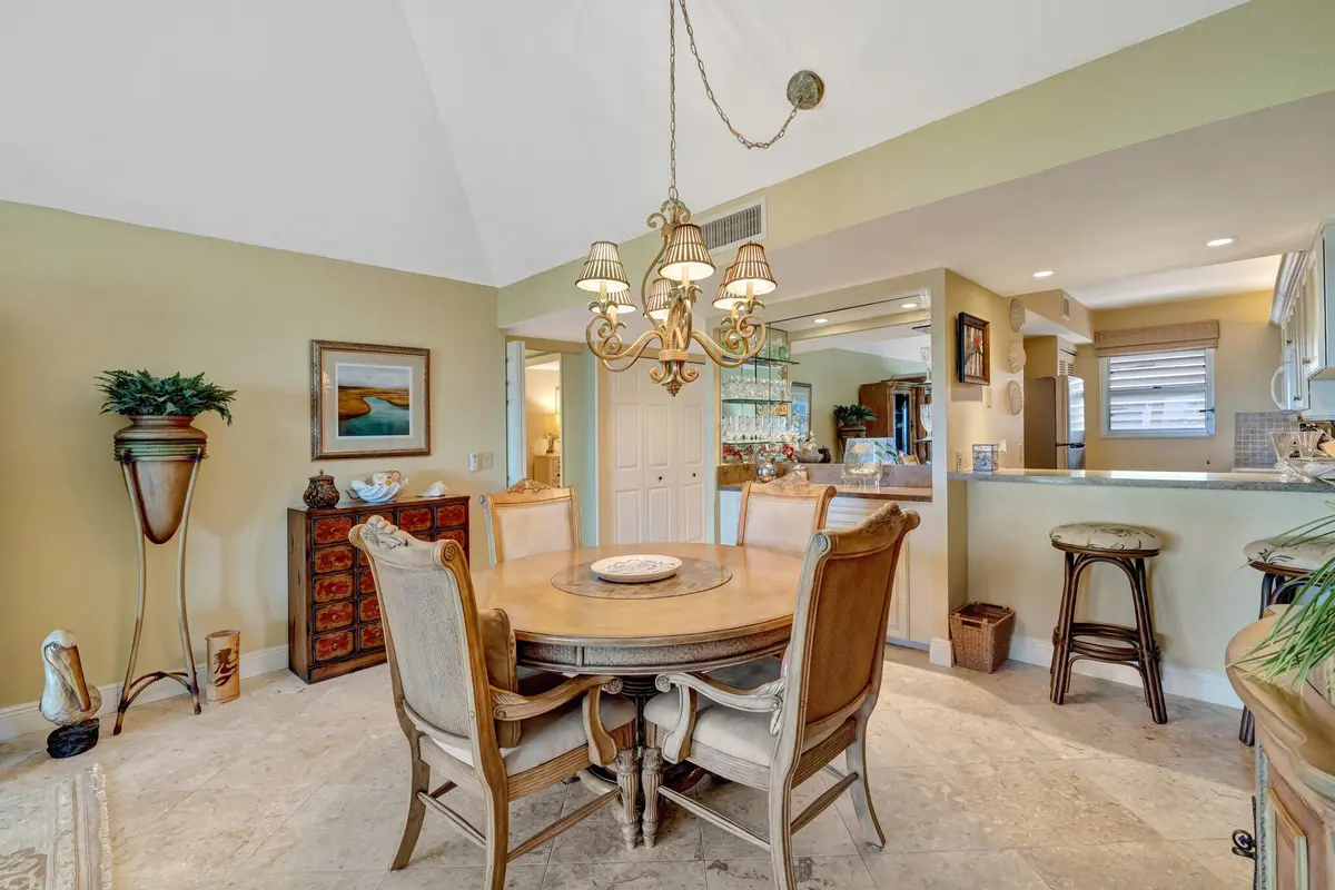 5-web-or-mls-3A5A0455 at 1555 NE Ocean Boulevard 402, Stuart