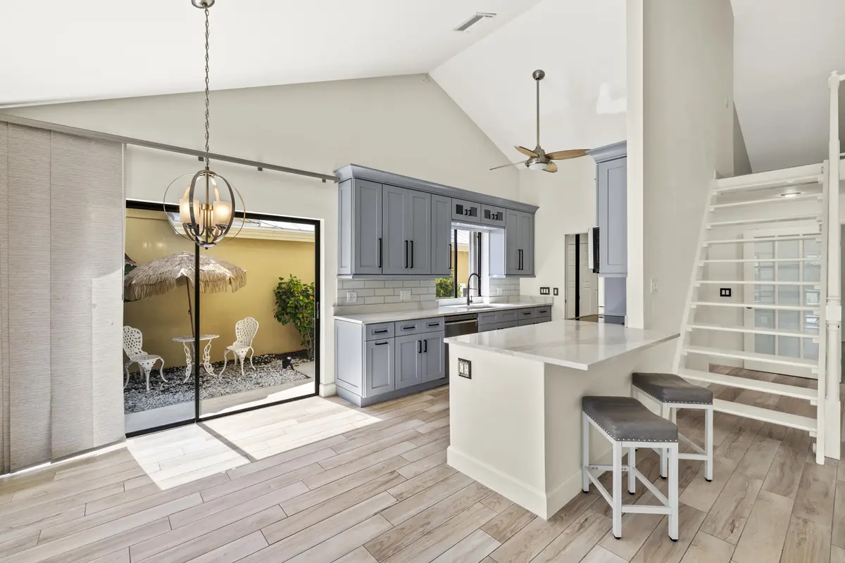 Natural Light at 125 Cape Pointe Circle, Jupiter