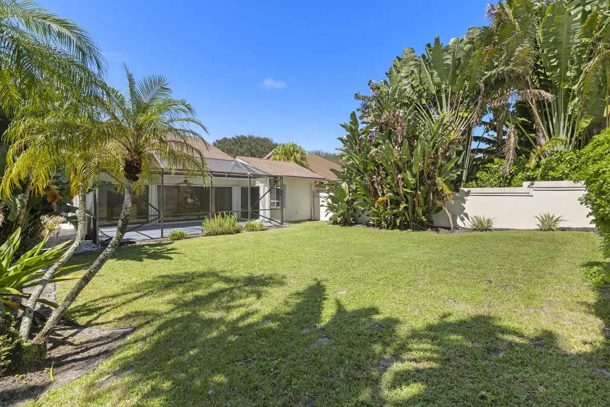 One of the Largest Yards at 125 Cape Pointe Circle, Jupiter