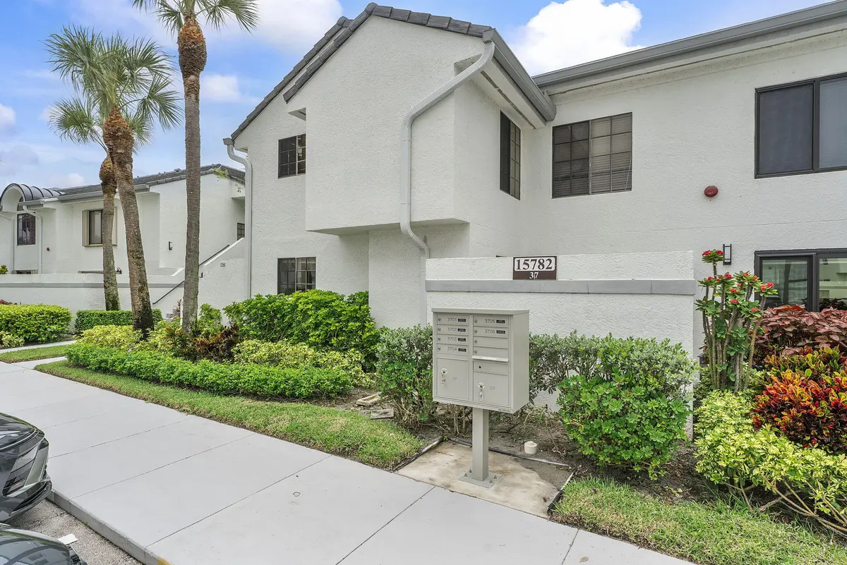 29-web-or-mls-DSC08567 at 15782 Loch Maree Lane 3701, Delray Beach