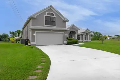 5871 NW Corso Court, Port St. Lucie – sold