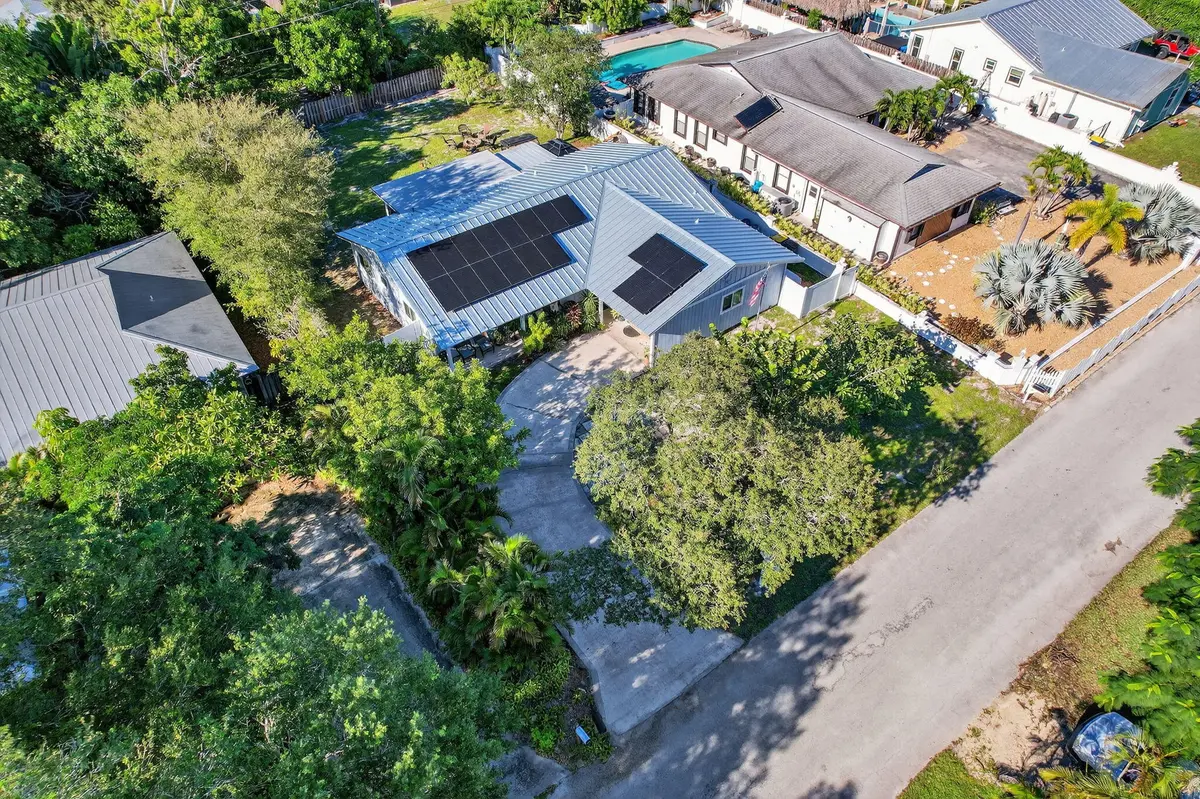 Aerialfront at 5095 SE Manatee Terrace, Stuart
