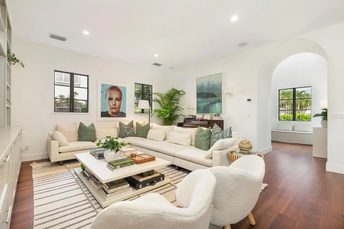low-5 at 136 Santa Lucia Drive, West Palm Beach