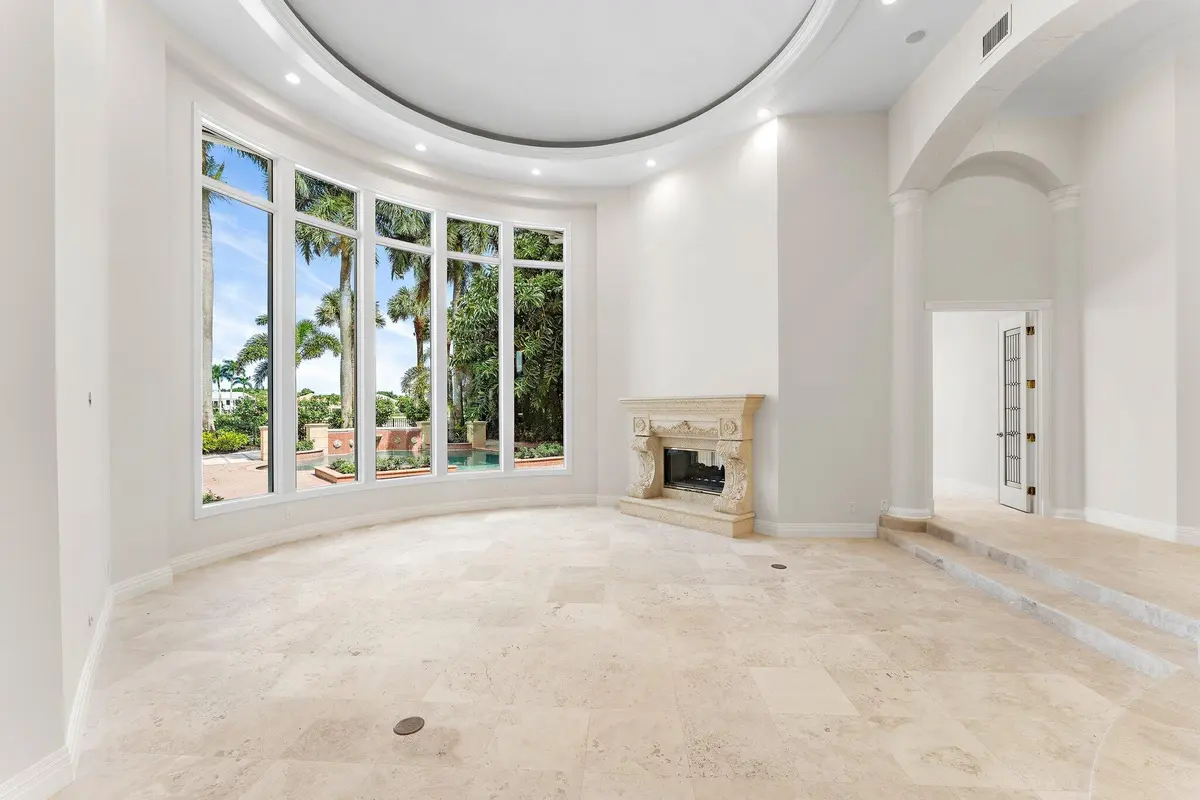 036-42StThomasDr-PalmBeachGardens-SMALL at 42 Saint Thomas Drive, Palm Beach Gardens