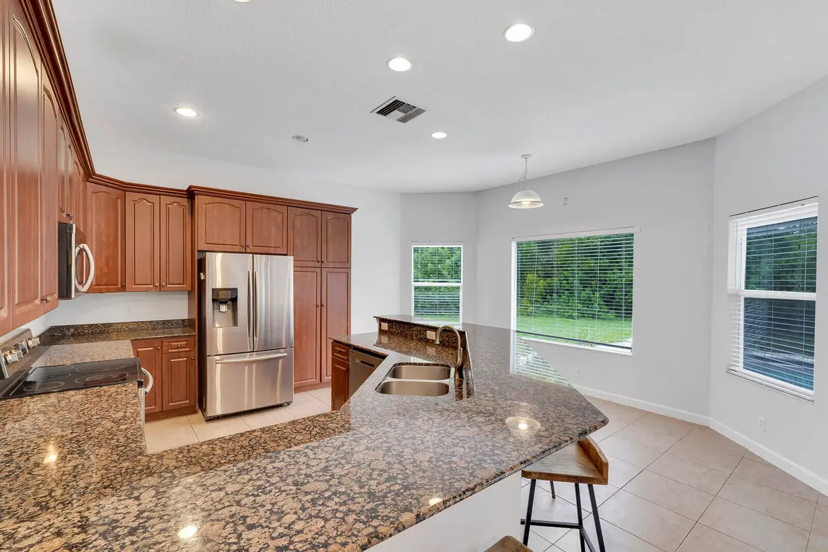 35_Image_17_mls at 16383 73rd Terrace, Palm Beach Gardens