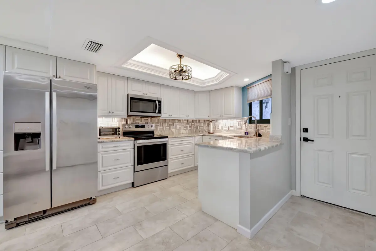 5-web-or-mls-3A5A4358 at 2400 S Ocean Drive 3128, Fort Pierce