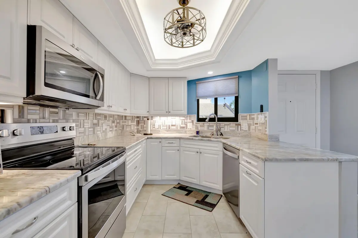 6-web-or-mls-3A5A4363 at 2400 S Ocean Drive 3128, Fort Pierce