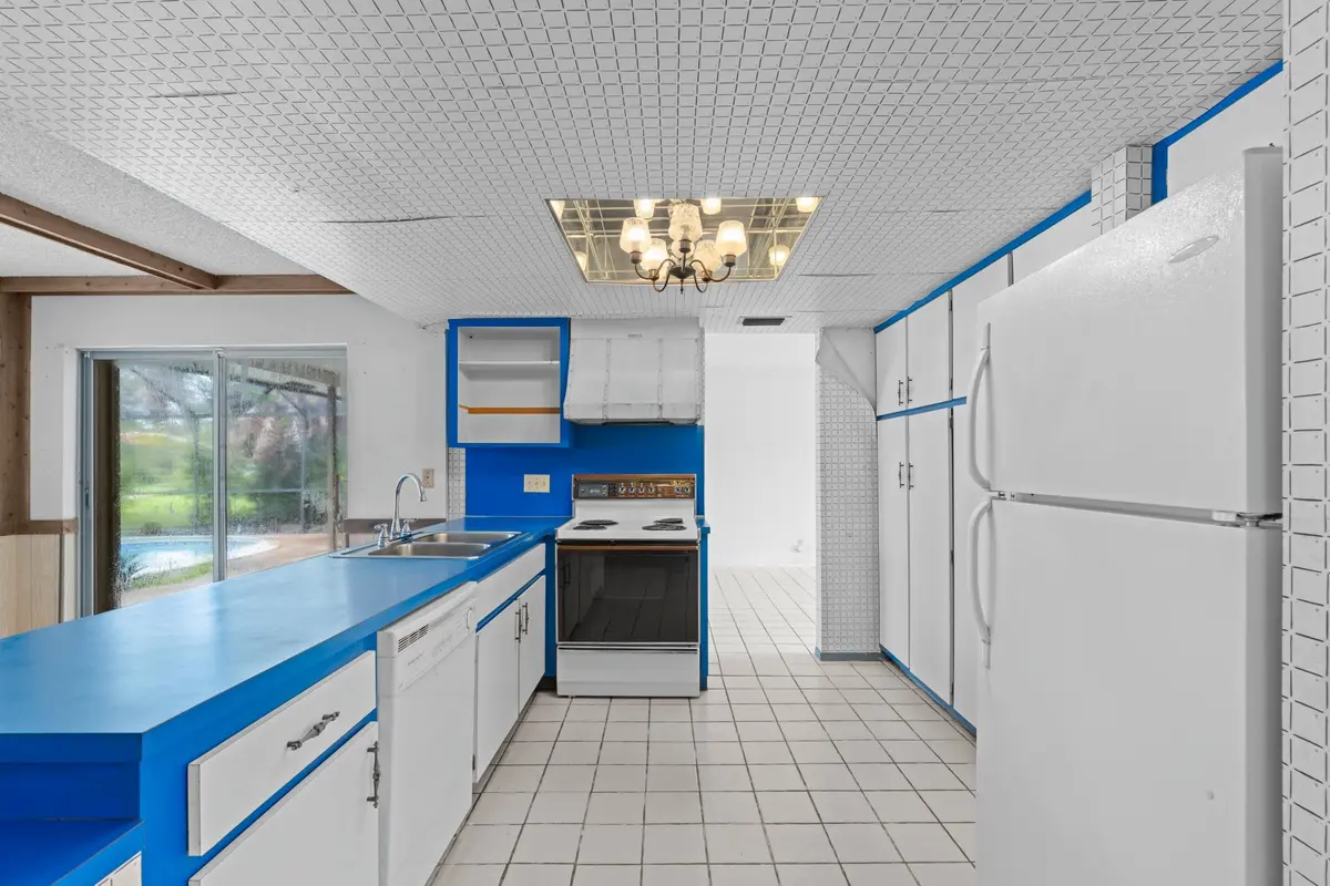 Kitchen at 8675 NW 28th Drive, Coral Springs