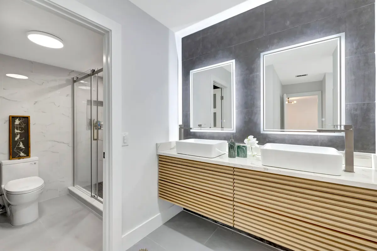 24_3w7a8192 at 7898 Eastlake Drive 7d, Boca Raton