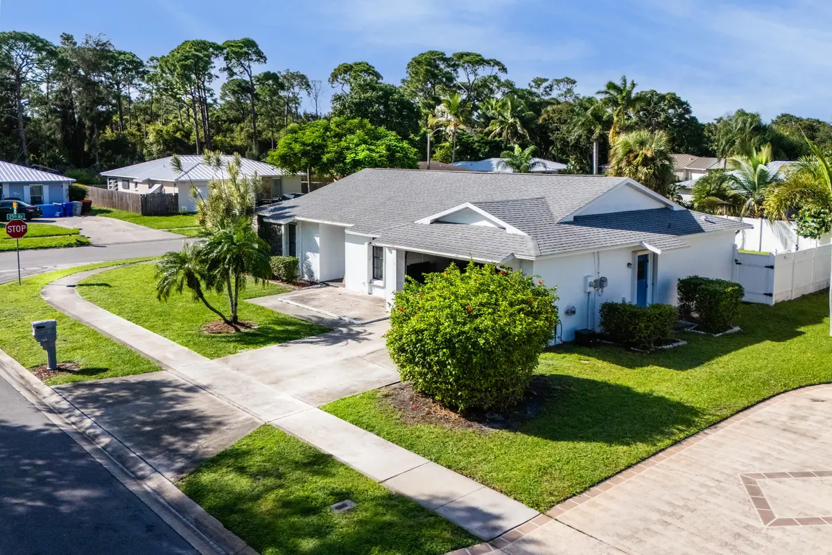DJI_20251008155833_0140_D-Edit at 2490 4th Place, Vero Beach