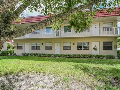 14 Vista Palm Lane 105, Vero Beach – sold