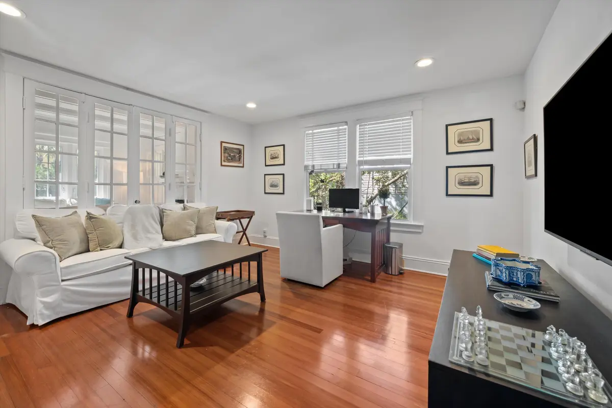 Den at 141 Chilean Avenue, Palm Beach
