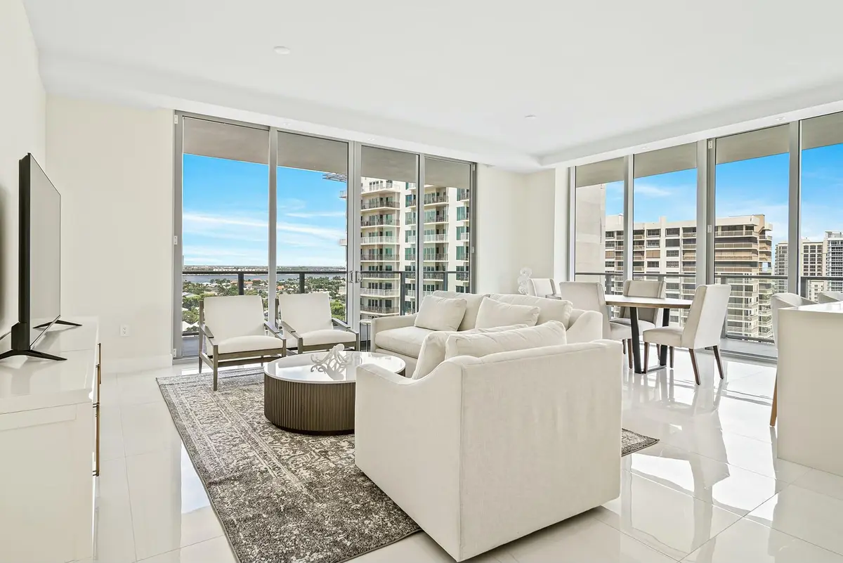 tempImagea0N4Lt at 3100 N Ocean Drive H-1409, Singer Island