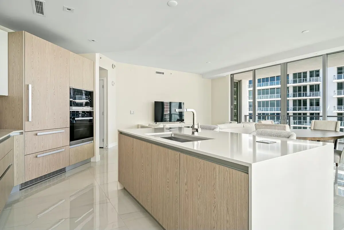 tempImageJwNWyf at 3100 N Ocean Drive H-1409, Singer Island