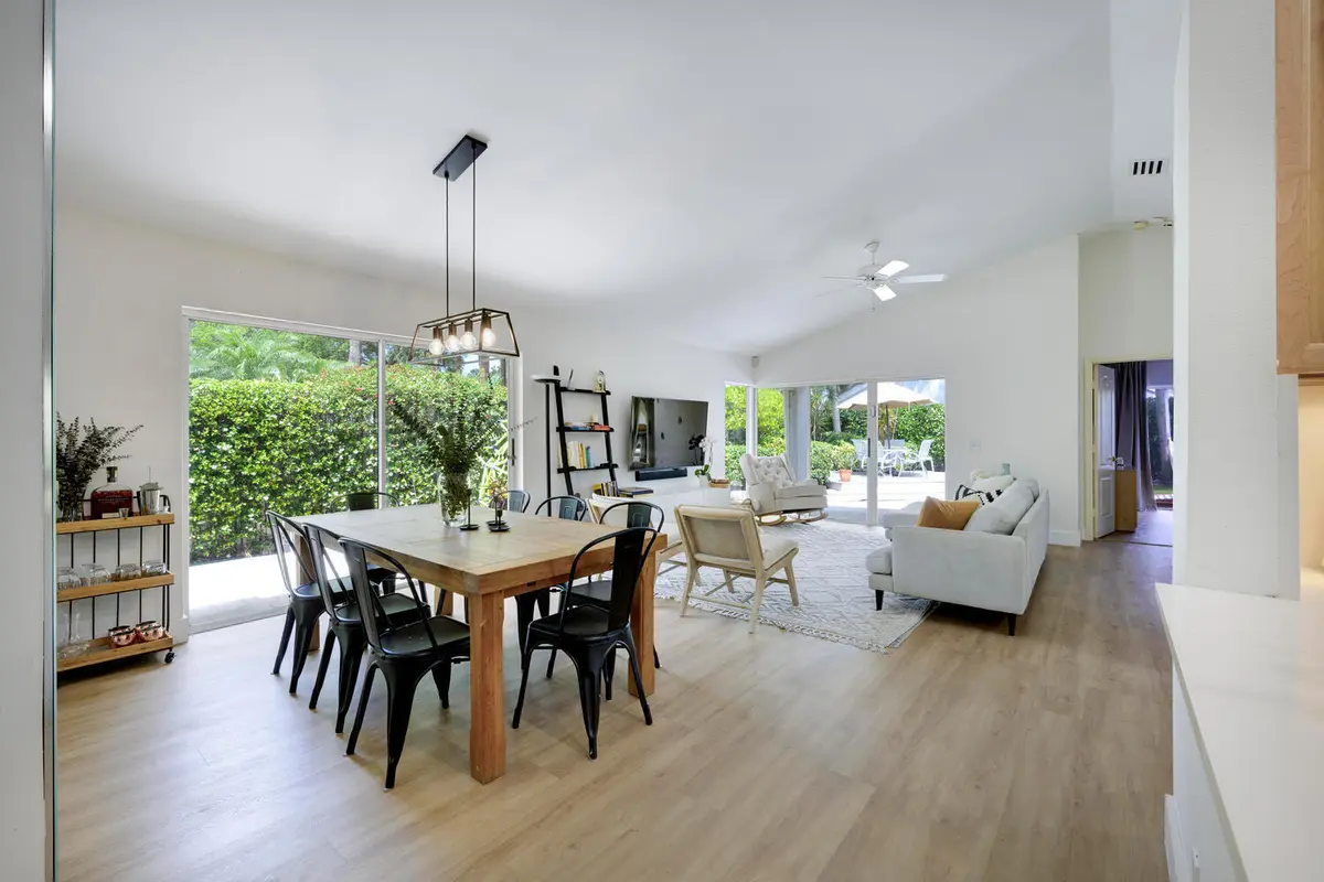 Enjoy the Roomy Dining & Living Area at 32 Admirals Court, Palm Beach Gardens