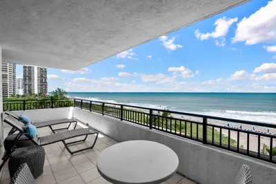 3800 N Ocean Drive 653, Singer Island – sold