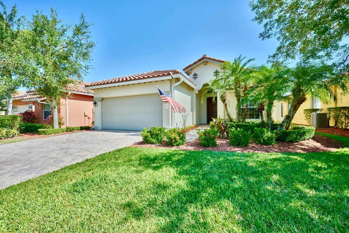 102 6227 F Ext wFlag at 6227 Thames Place, Vero Beach