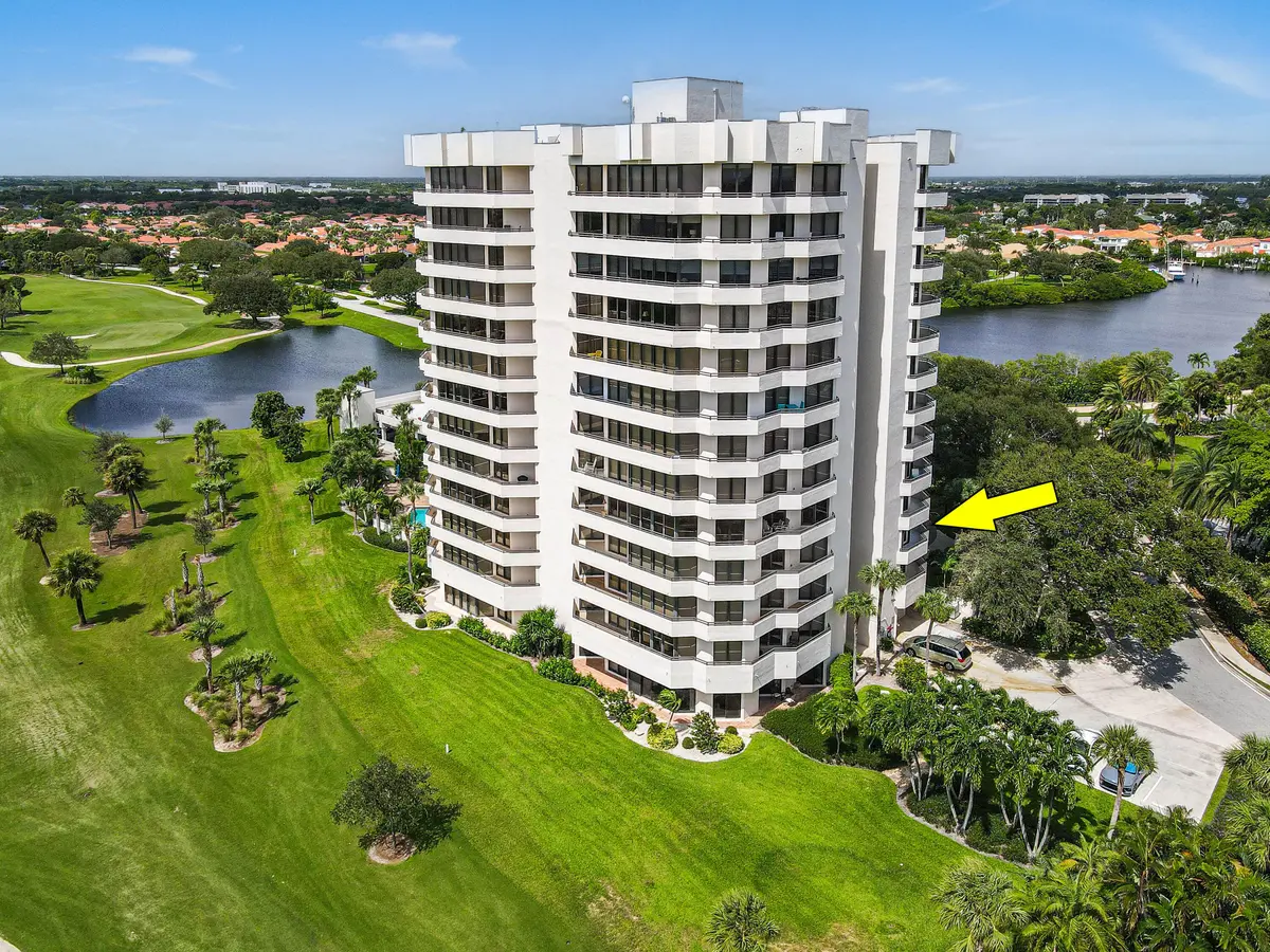 3322CasseekeyIslandRdApt302Aerials(5)a at 3322 Casseekey Island Road 302, Jupiter
